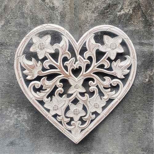 Heart Detail Wall Hanger