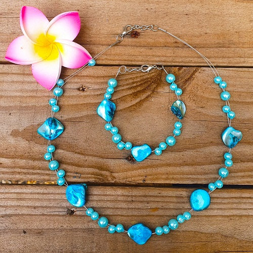 Shell Necklace & Bracelet Set